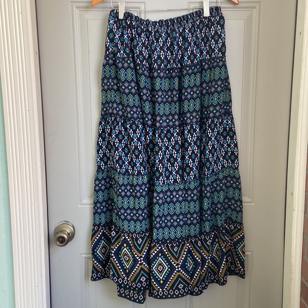 Geometric Patterned Skirt